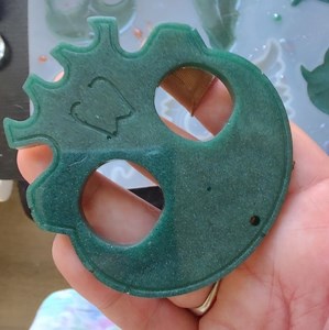 Skull self defense tool