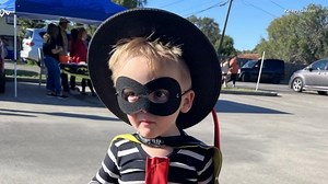 1.8M views · 60K reactions | Mom Kelsey Golden greeted a DoorDash delivery driver who handed her a paper bag filled with 31 cheeseburgers from McDonald’s. Turns out, her 2-year-old son accidentally ordered them on her phone. It happened in May 2022. The story went viral. For Halloween that year, Barrett dressed as the Hamburglar. | Inside Edition | Facebook