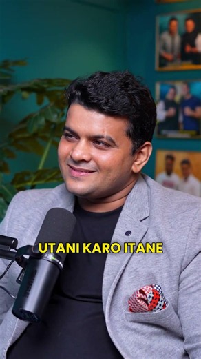 Naukri Ek Afeem Hai, Aapko Gulam Bana Deti Hai #shorts