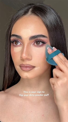 Stop. Flip your powder puff. Thank me later.😁♥️