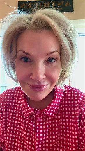 MrsClark💋 (@mrskariclark)’s videos with original sound - MrsClark💋