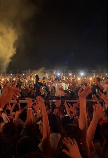 when positions? | Positions Ariana Grande