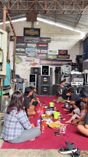 Kedatangan lagi tamu dari kota tahu Kediri #warrockaudio #warrock #warrockfamily #wagir