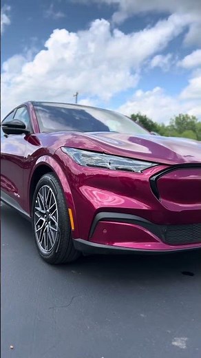 NEW Color Alert: Molten Magenta Metallic on 2025 Mustang Mach-E