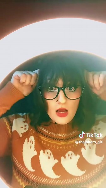 Scooby-Doo Cosplay: Unleashing My Inner Velma