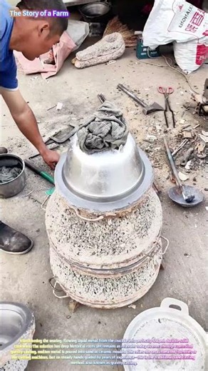 Master Craftsman Pour Molten Metal into a Mold and Forge a Perfect Pan with Ancient Precision! 🔥🍳