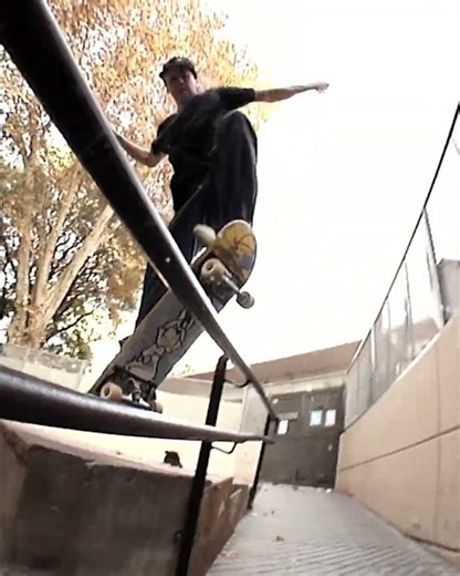 🇦🇷🎬 Bautista Rivas Dacal‘s “NUNCA SE SABE” video is playing on the Thrasher site 📡