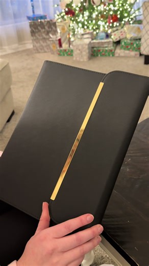 Essential Tips for Effective Portfolio Organization