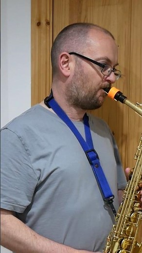 How To Blow Into A Saxophone 🎷