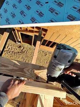 Ceiling beams framing #construction #working #construccion