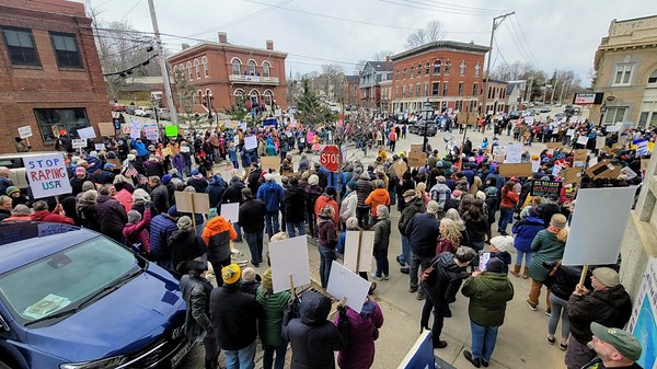More than a dozen Hands Off rallies held across Maine