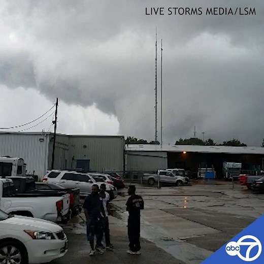 TORNADO NEAR RICHMOND: Cell phone video captured a tornado in Chesterfield, Virginia. Severe damage being reported there. STAY WEATHER ALERT, a tornado watch is in place for parts of the DMV. RADAR: http://bit.ly/2DhyZ8n | 7News DC