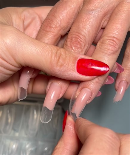 Elsa Soni Divine Studio on Instagram: "Russian Manicure @mgartgel @nails.soni.elsa #elsasonidivinestudio #stjohns #staugustine #pontevedra #everyone"