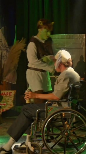 STOP FOLLOWING ME 💚🫏 (Drunk Shrek is on YouTube 🧅) CAST LIST ✨ Shrek… Jack Newsome 🧅 Fiona… Lady Adelaide 💚 Donkey… Chanse McCrarry 🫏 Lord Farquaad… Liam K Sullivan 👑 Pinocchio… FunkyFrogBait 🐸 Dragon… Maeve Riley 🐉 Gingy… Fay Kanevsky 🧚‍♀️ Host… Tessa Netting 🧙‍♀️ Sign Master… Jackie Emerson 🪧 Green Morphsuit… Jeremy Alvarez 🧑‍🎤 Green Morphmoose… Trevor Goober 🫎 #drunkshrek #shrekthemusical #shrek | Drunk Lady Productions