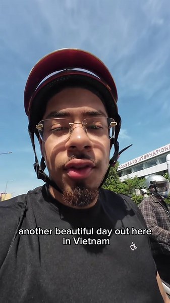 Exploring Ðầm Sen Waterpark in Ho Chi Minh City