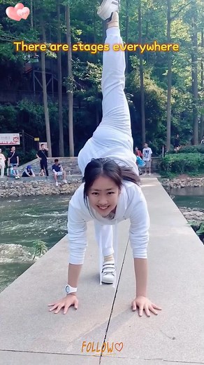 There are stages everywhere 🌺. #flexibility #contortion #tiktok #fyp #flexiblechallenge #flexiblegirl #contortionchallenge #contortionist #acrobaticsgirl #acrobatics #skill #soft #dance #beautifulgirl