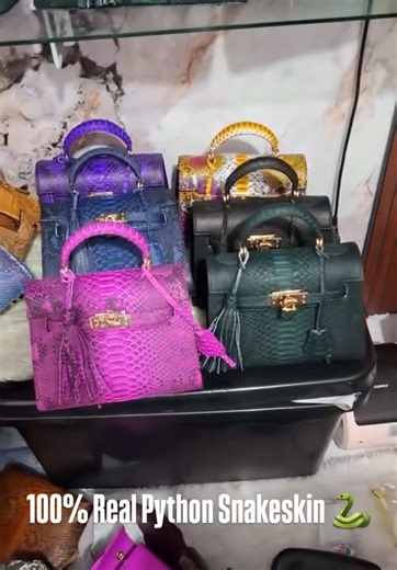 Stand out with a one-of-a-kind Python bag, expertly crafted from real python snakeskin. Explore our exotic collection—visit our site for more styles.