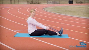 81K views · 765 reactions | This week’s strength move for walkers: the row. This exercise strengthens your upper back. Not only does that enhance your walking form, but it improves your posture too! silversneakers.com/mpchallenge | SilverSneakers | Facebook