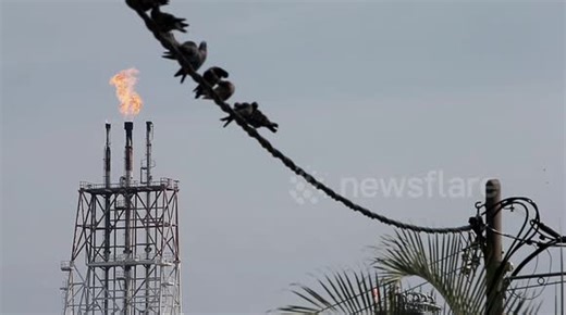 "Pipe" that releases fire at oil refineries or platforms