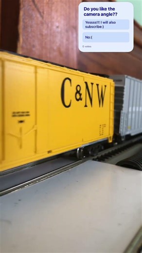 Freight train pulls away #railtrack #modelrailroad #modeltrains #railwaycontent #modelrailway #train