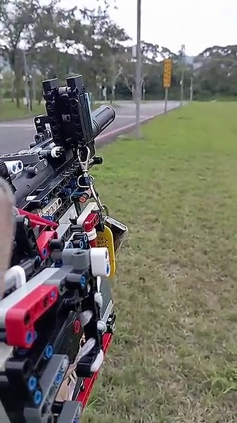 CMP-24 Lego electric nerf gun shooting 61