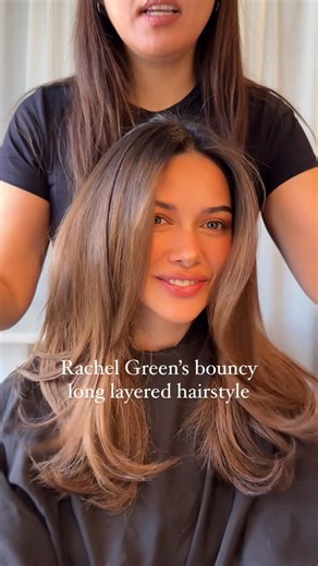 Laura Kim on Instagram: "Rachel Green’s iconic bouncy long layered hairstyle It is one of the most requested and timeless celebrity hairstyles. Here’s a breakdown of how to get the look: Length: Typically reaches just past the shoulders or down the back Layers: Face-framing, soft, long layers that add movement and bounce Texture: Smooth, shiny, and slightly voluminous with a blowout effect Part: Usually a centre or slightly off-centre part Ends: Feathered and styled outward or softly curled unde