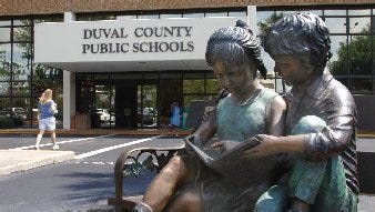 Duval substitute teacher charged with child neglect over kids' fight