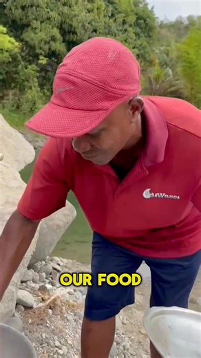 As we celebrate our waterways on this World Rivers Day! 🌎 🌊 more members of the DOWASCO team, speak about the rivers they love ❤️ From Macousherie to Delices and Paix-Bouche to Roseau..... 𝐖𝐡𝐚𝐭'𝐬 𝐲𝐨𝐮𝐫 𝐟𝐚𝐯𝐨𝐮𝐫𝐢𝐭𝐞 𝐫𝐢𝐯𝐞𝐫 𝐢𝐧 𝐃𝐨𝐦𝐢𝐧𝐢𝐜𝐚 𝐚𝐧𝐝 𝐰𝐡𝐚𝐭 𝐝𝐨𝐞𝐬 𝐢𝐭 𝐦𝐞𝐚𝐧 𝐭𝐨 𝐲𝐨𝐮? Stay tuned for 1 more video in the series where the public tell us about their favourite river...dropping later today to close off World Rivers Day 2025. #WorldRiversDay #DOWASCO #Rive