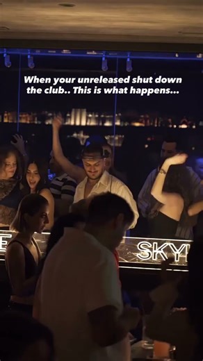 Deron drops an unreleased ID in Cyprus 🔥 | Club Goes Wild