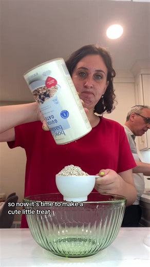 Create, serve, share, and always sparkle with Pyrex! #pyrex #recipes #recipetiktoks