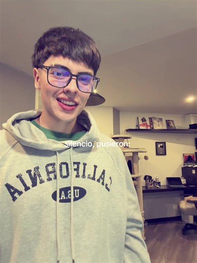 Colmillo: La Música y el Estilo de Vida Colmillo Swag