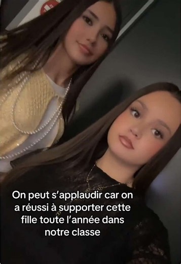 On peut s’applaudir — phrase drôle de classe expliquée