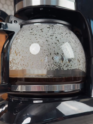 Wake up to coffee ready when you are ☕⏱️ This digital coffee machine with timer means your brew is done before you get out of bed — no waiting, no guessing, just perfect coffee every time. #CoffeeMachine #CoffeeTok #MorningRoutine #CoffeeLovers #BrewTime #KitchenEssentials #TimerCoffee