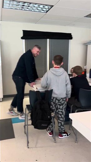 The LPS Board of Directors visits LPS students in Philadelphia!