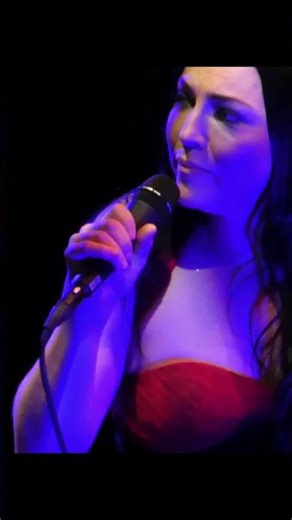 Amy Lee and Evanescence performing orchestra version of MY IMMORTAL in 2017 at The Carmel Palladium