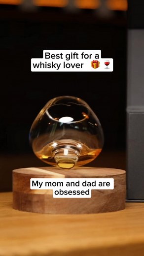 Christmas is closer than you think! 🎄🎁 Get ahead of the holiday rush—our Aequilibrium glasses are selling fast, and some models may be gone before you know it! Don’t wait, grab yours before they're all wrapped up! 🎅✨ Today only: Buy One, Get One for FREE! | Audacem Glassware