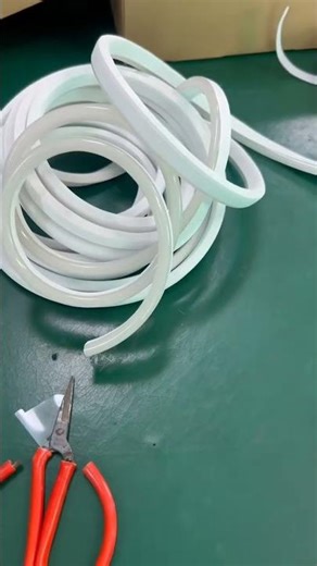 Neon light strip cutting video guide