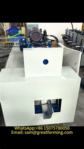 Portable Gutter Making Machine，آلة صنع المزاريب المحمولة，Машина для изготовления водосточных желобов