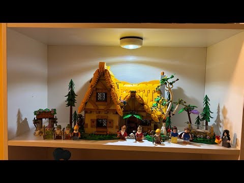 Snowhite and the seven dwarfs cottage build and review