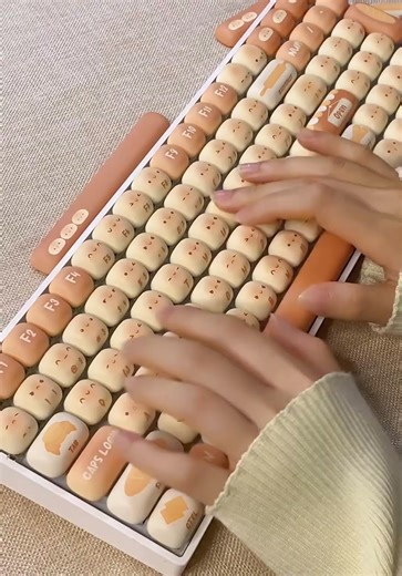 Addictive Mechanical Keyboard ASMR Typing