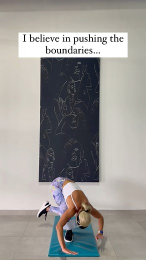 Ready for a fun fitness challenge that’ll really put your body to the test? 👀 Well, give this cool Paper Challenge a try! 🤩All you need is a piece of paper & an exercise mat 🙌 The goal is to balance on 1 leg, placing the piece of paper near your ankle. You’ll need to retrieve the piece of paper… With your MOUTH! 😱 NO arms allowed! 🚫💪Let’s test your agility, balance, strength, mobility & flexibility! 😉 Practice as many times as you need & give it a go 👏 Don’t keep the excitement all to yo