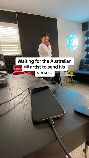 Meet Oliver Cronin: The Wizard of Aus