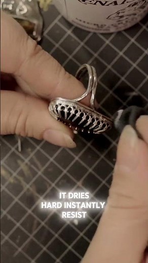 How to Apply Renaissance Wax