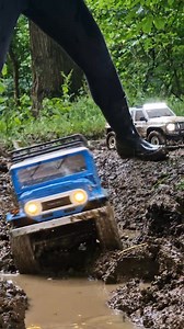 969K views · 12K reactions | How much mud & water can a fully stock FMS toyota fj40 scale rc truck handle out the box ?  #toyota #4x4 #toys #rchobby #rctruck #rccars #scalemodel #rccar #reelsvideoシ | Hobby Queen | Facebook
