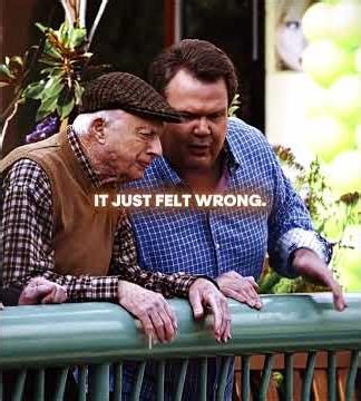 Cam just tried to help him! | Modern Family | Montagem Rugada - cape #edit #modernfamily