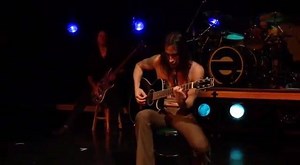 Extreme - The Band maestro Nuno Bettencourt performs 'Midnight Express.' | Guitar Interactive Magazine