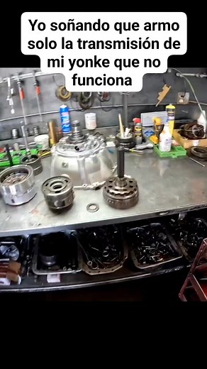 Ayer soñe eso gente, armaba la transmisión de mi bora que lleva 3 años parado 🤣🤣🤣 | Cars Memes & Videos.