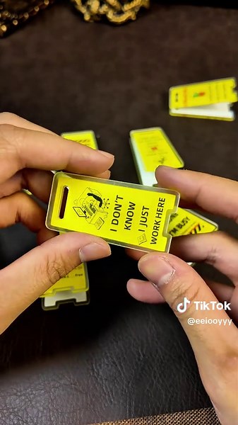 😂📋 These Funny Desktop Warning Signs are such a vibe! 10pcs/set acrylic signs that clip right on your desk—perfect for office decoration or leaving silly notes. Such a fun stocking stuffer 🎁 and a great gift for friends & coworkers. Who wouldn’t want these on their desk at work?! 🖊️#FunnyDeskSigns #OfficeDecor #TikTokShopBlackFriday #TikTokShopCyberMonday #spotlightfinds