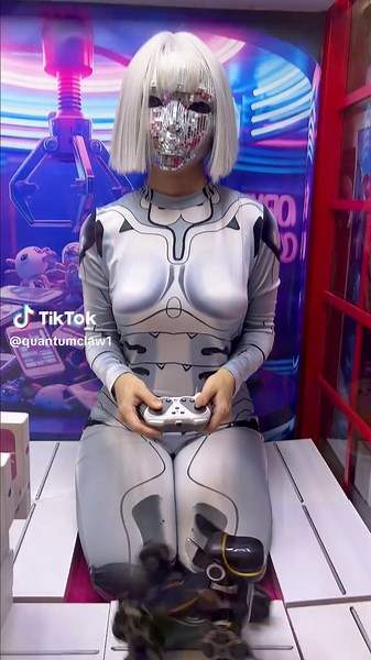 Claw Machine Adventure: Part 18 of the Clawgirl Conflict