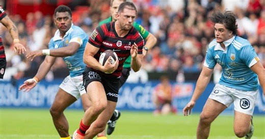 Top 14 : Toulouse et Bayonne enchaînent, La Rochelle fait plier Clermont, le Stade Français coule à Pau